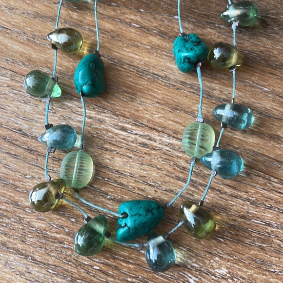 Treska Double Strand Stone Necklace NWT - Picture 4 of 5